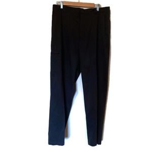 UNDER ARMOUR | Black Performance Dress Pants 36R